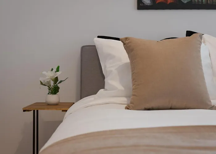 Athenian Hillside Apartment