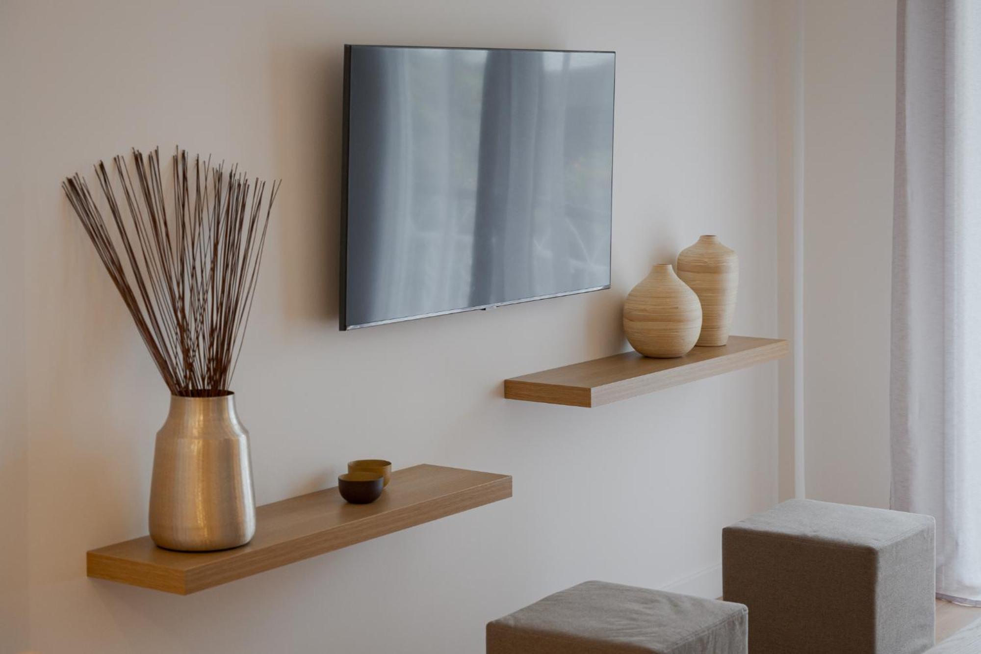 Athenian Hillside Apartment *