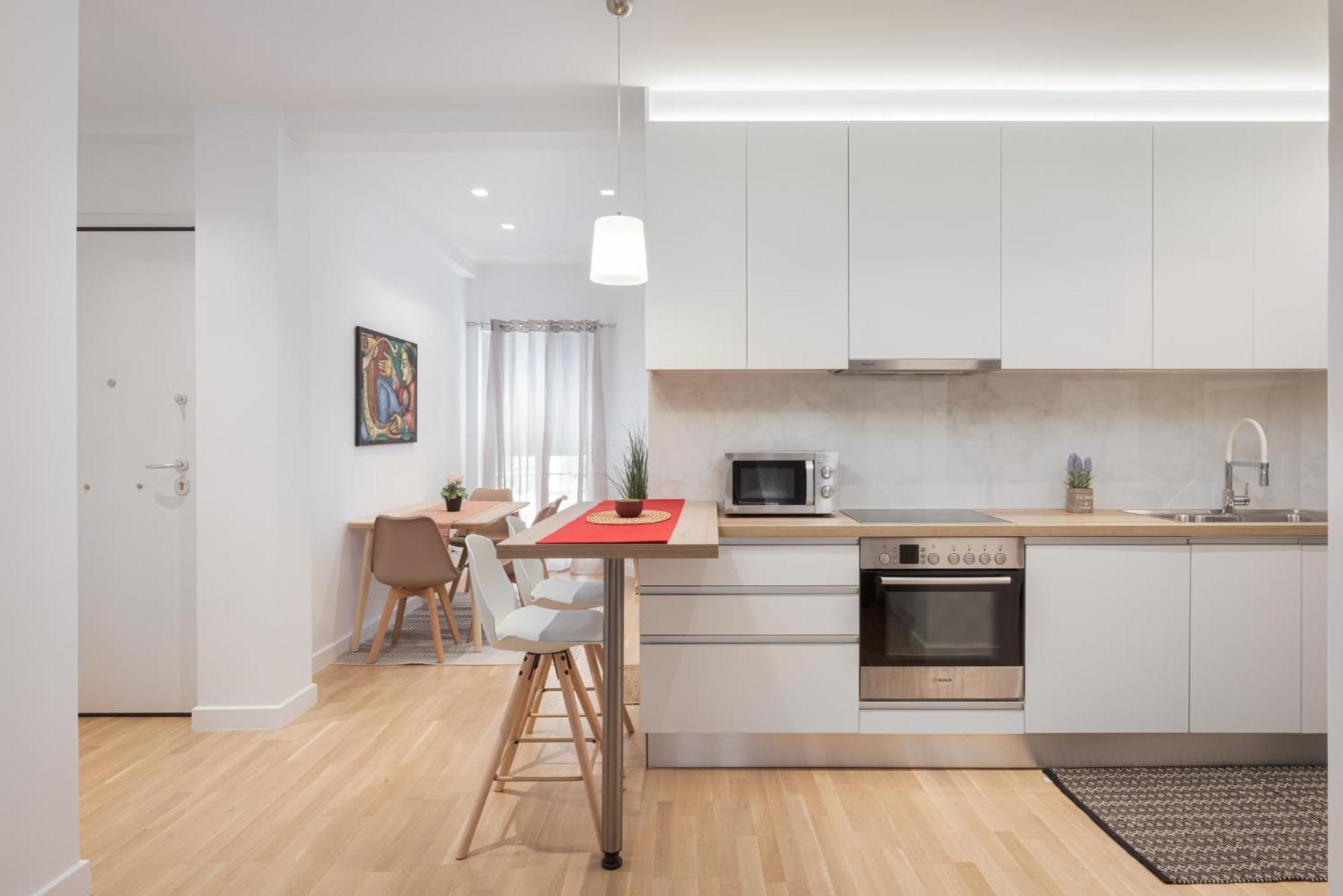 Athenian Hillside Apartment *